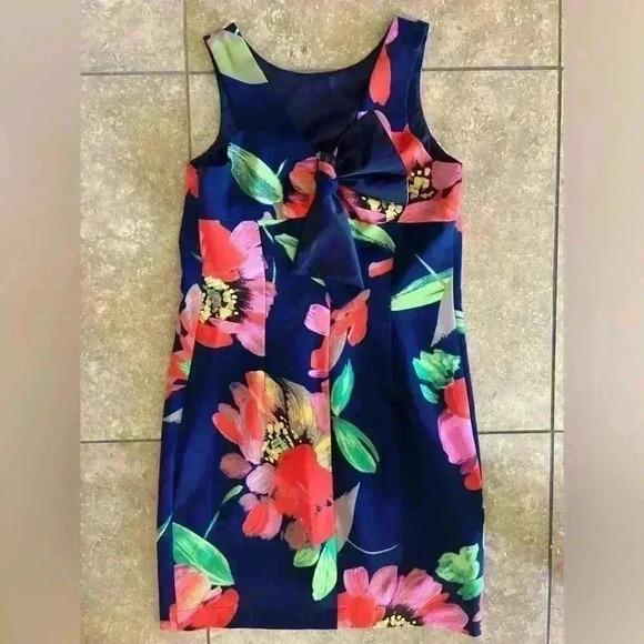 Trina Turk Floral Printed Bow-Back Sheath Mini Woman’s Navy Dress Size 2 - Picture 4 of 8